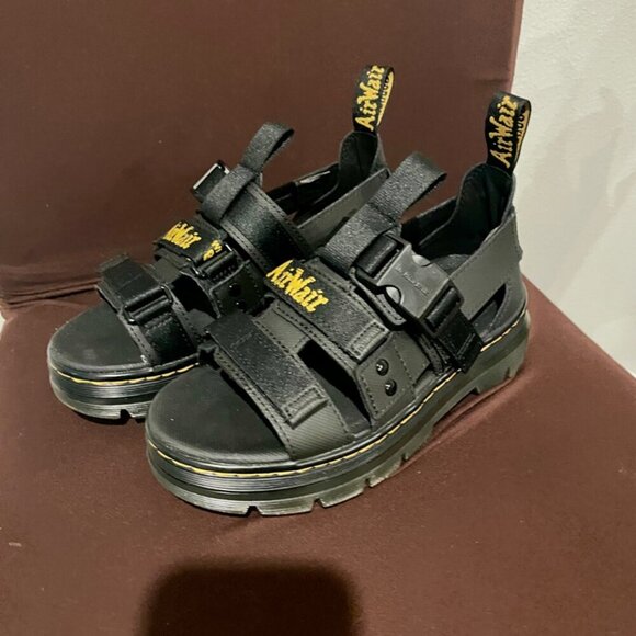 DR MARTENS AIRWAIR SANDALS LEATHER PEARSON SZ 5.5 TRACT OUTSOLE TOUGH ICONIC - Picture 16 of 16